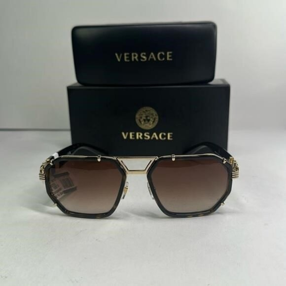 - 💯- New Authentic Versace Brown Gradient Geometric Sunglasses VE2228 1002… - Picture 9 of 16